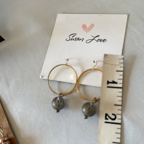 4 Pair Cute Brand New Earrings by Turkoyz, Plunder & Susan Love Handmade - Picture 11 of 13